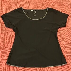 Women’s size small flattering  exercise Short Sleeve Top